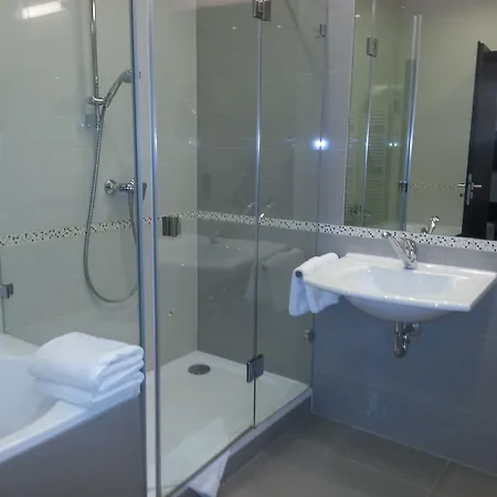 Prague Inn 4*