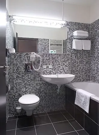 Hotel Prague Inn 4*