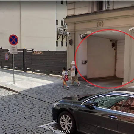 Prague Inn Ξενοδοχείο 4*