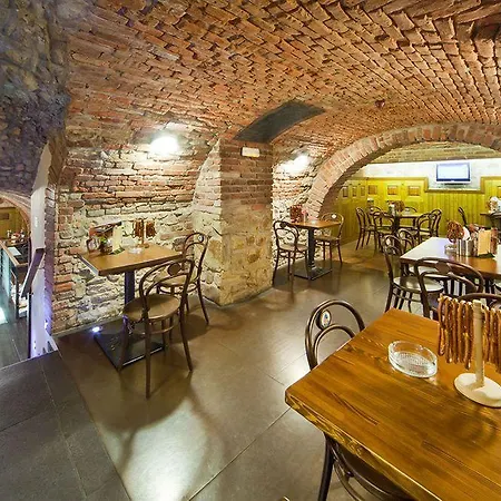 Prague Inn Ξενοδοχείο 4*