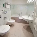 نزل براغ 4*