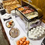 نزل براغ 4*