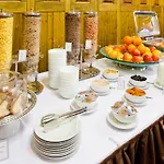 فندق نزل براغ 4*